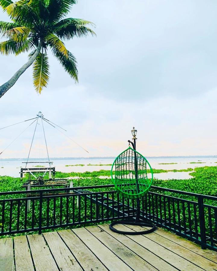 Kallanchery Retreat Kochi Esterno foto