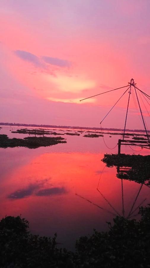 Kallanchery Retreat Kochi Esterno foto