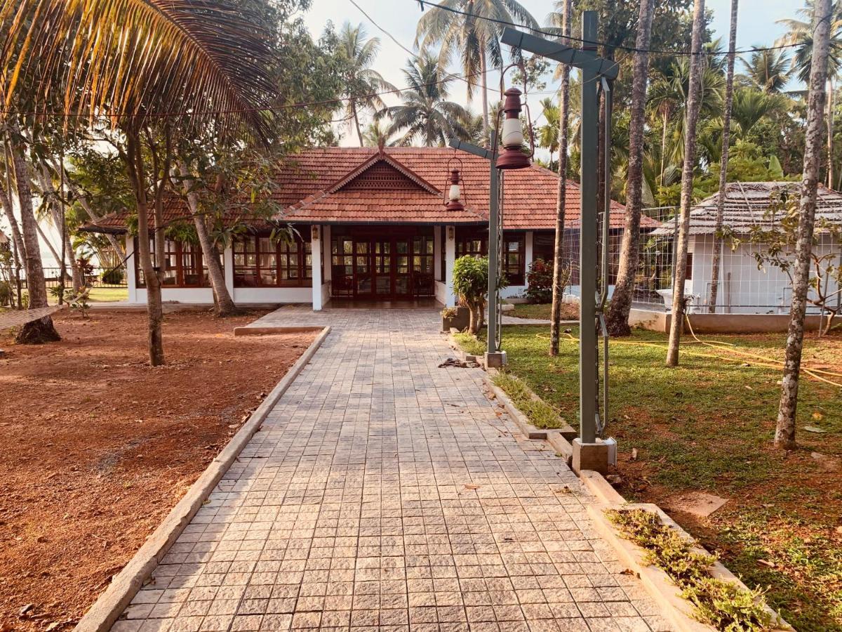 Kallanchery Retreat Kochi Esterno foto