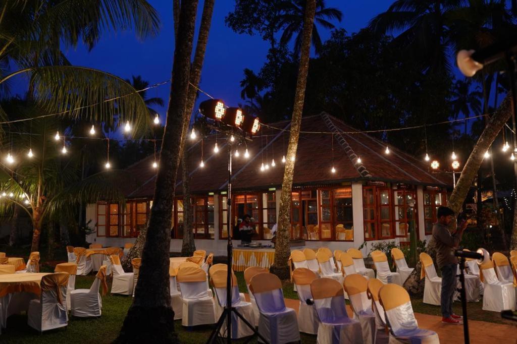 Kallanchery Retreat Kochi Esterno foto