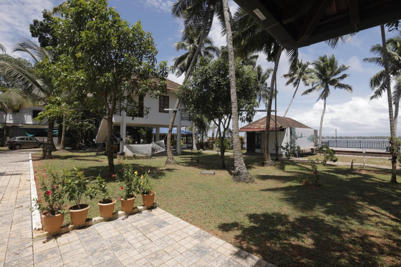Kallanchery Retreat Kochi Esterno foto